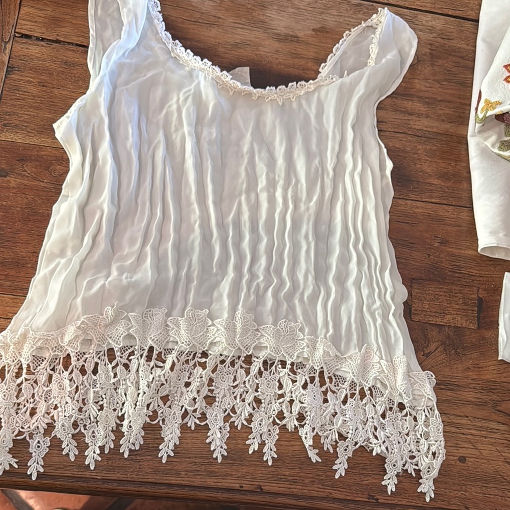 Cream Lace Chemise- vintage